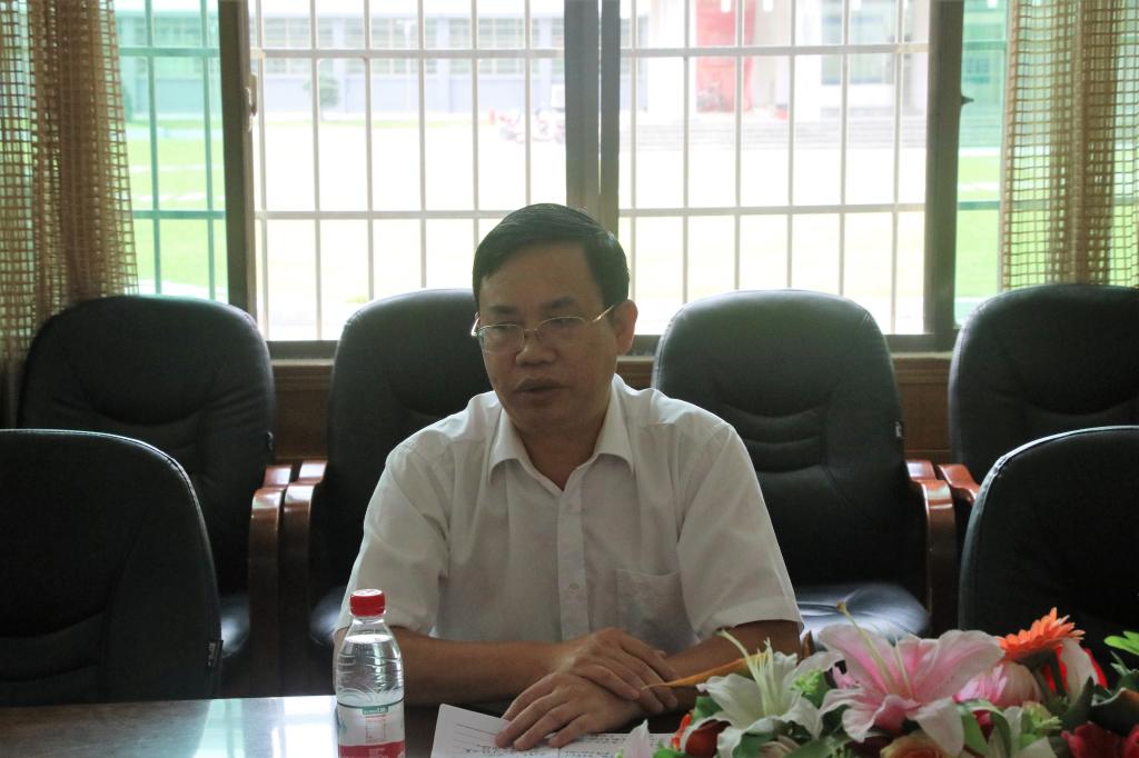 图为 黄昕发言(张意 摄)